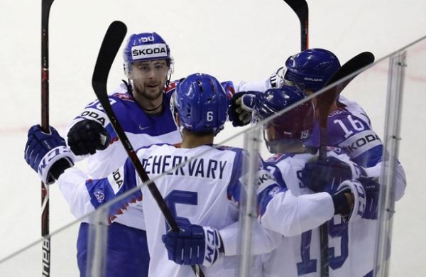 <br />
Сборная Словакия одержала победу над командой Франции на ЧМ по хоккею<br />
