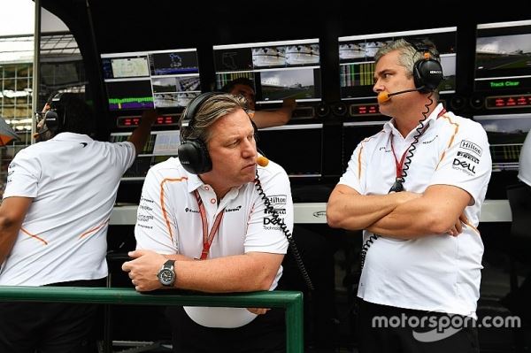 Руководители McLaren взяли на себя вину за проблемы Алонсо на Indy 500